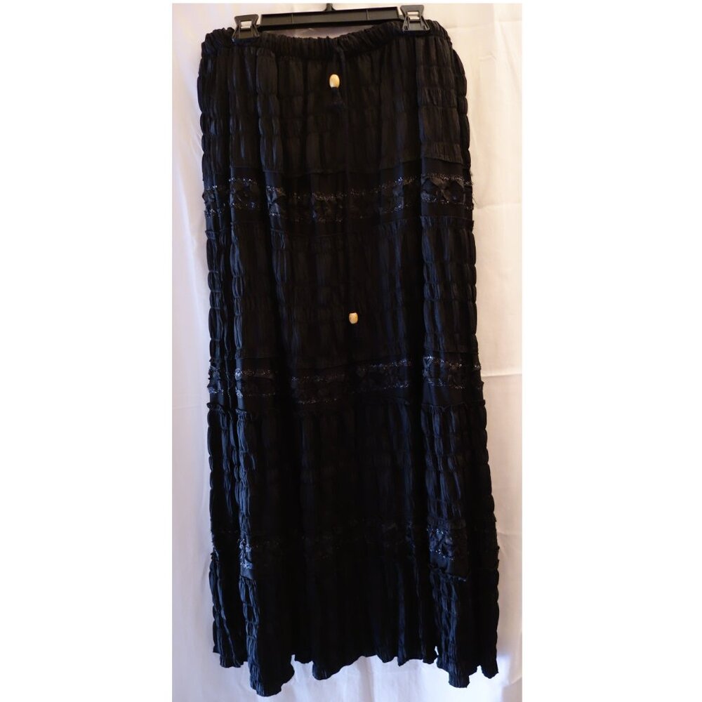 🎄2/$50🎄Unique Int'l Full Length Embroidered Skirt Elasticized Drawstring Waist